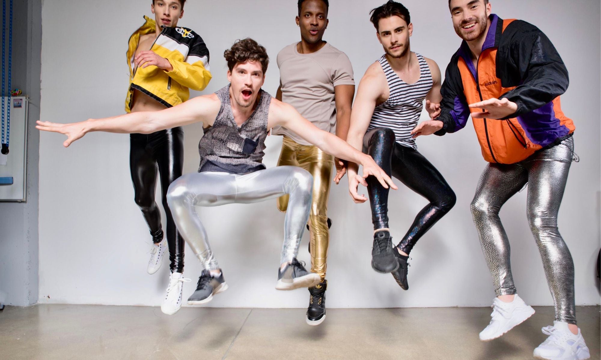 how to style men's leggings