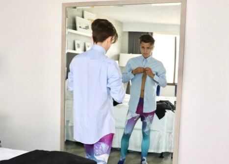 What to Wear if You Work From Home thumbnail