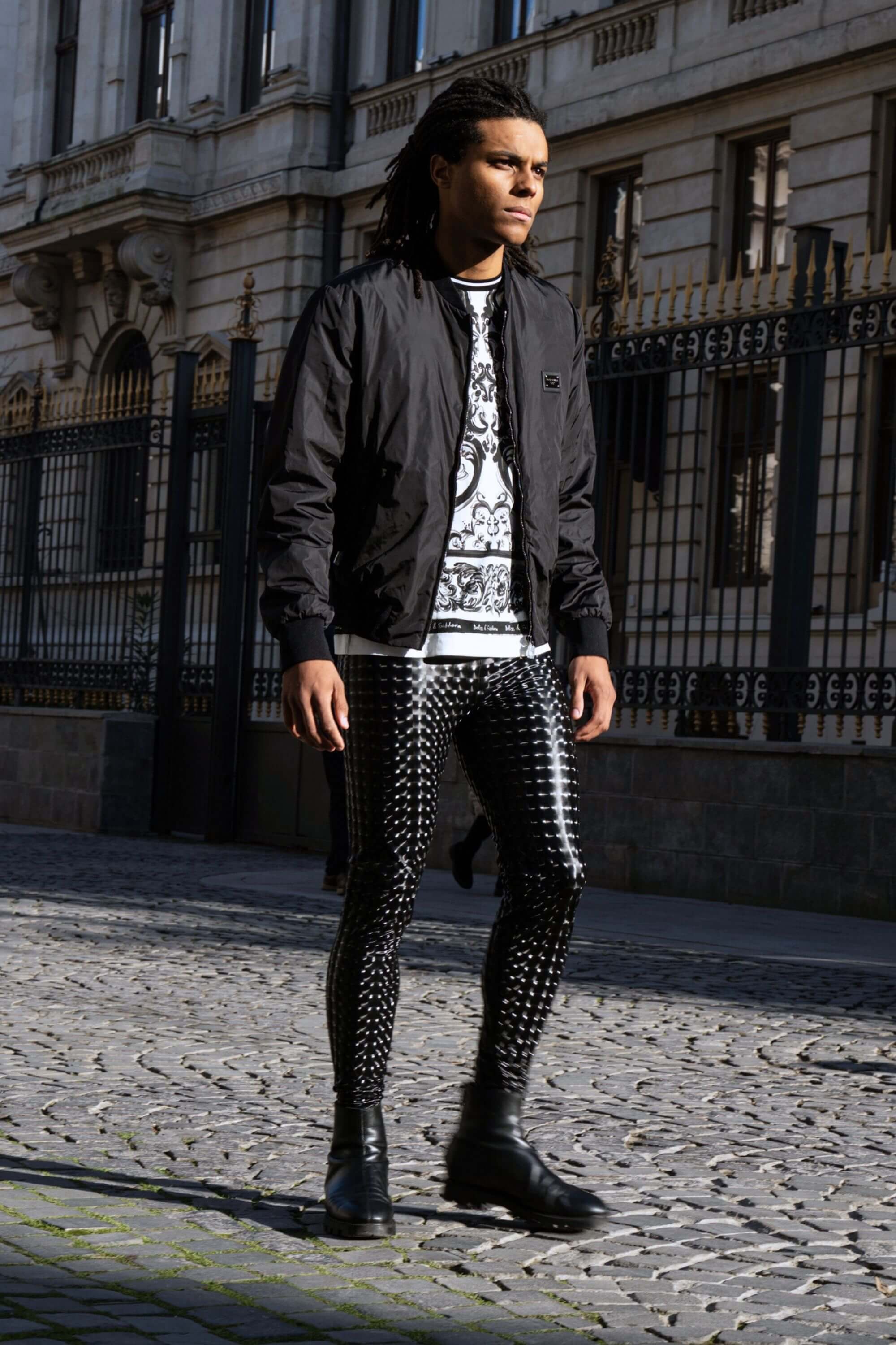 Black Magic Meggings